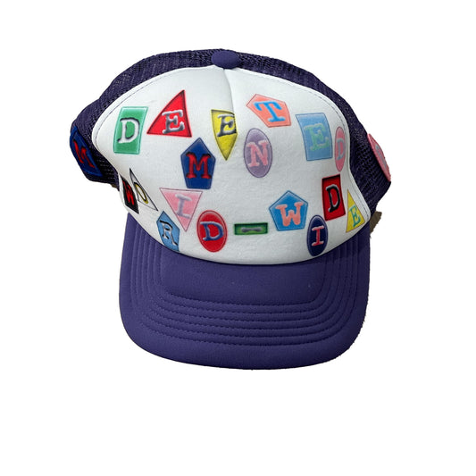 DEMENT LETTER HAT